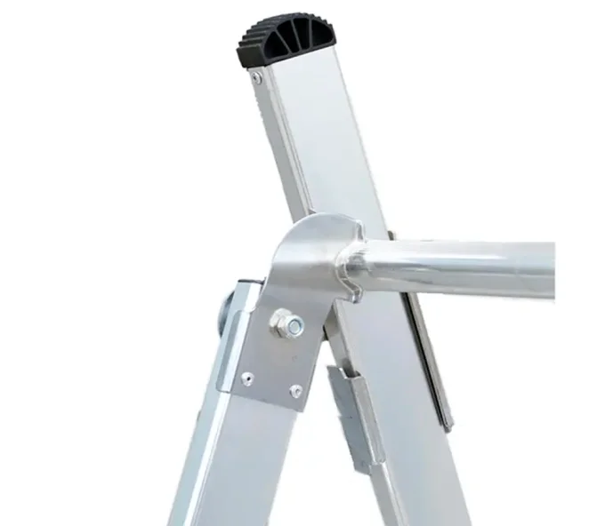 Лестница трехсекционная LIDER-TECH AC0308A 5.08m 150kg-3