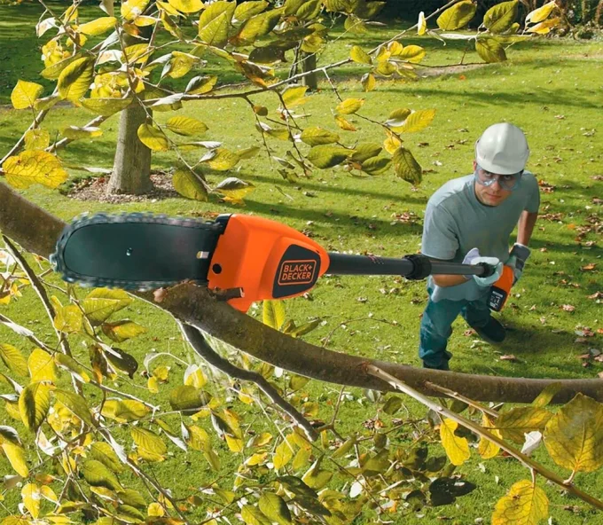 Fierăstrău cu lanț cu acumulator telescop. BLACK&DECKER GPC1820L20-QW 200mm 18V 2Ah-4