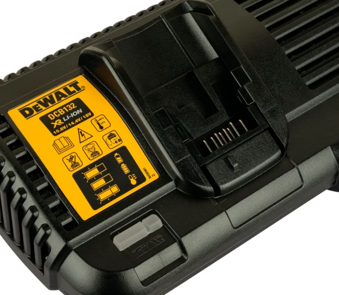 Încărcător  DEWALT DCB132 216w 10.8-60V 4A-4