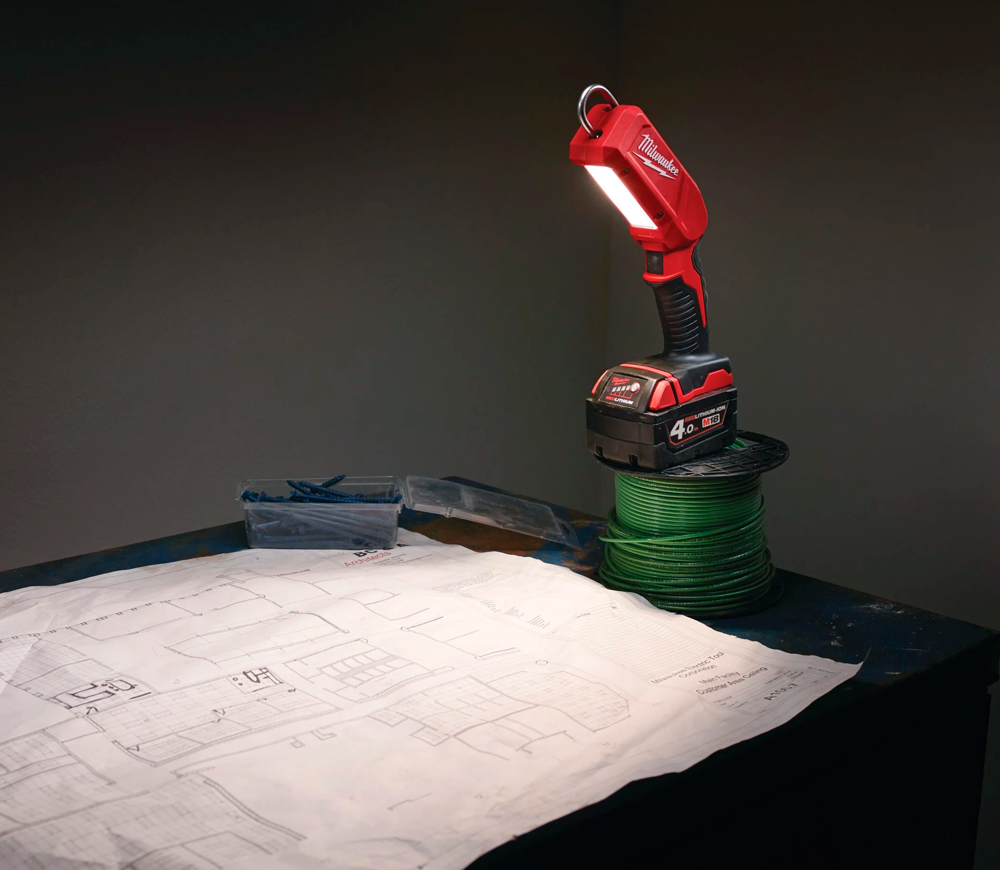 Lanternă construcții cu acumulator MILWAUKEE M18IL-0 130/300 18V photo 4