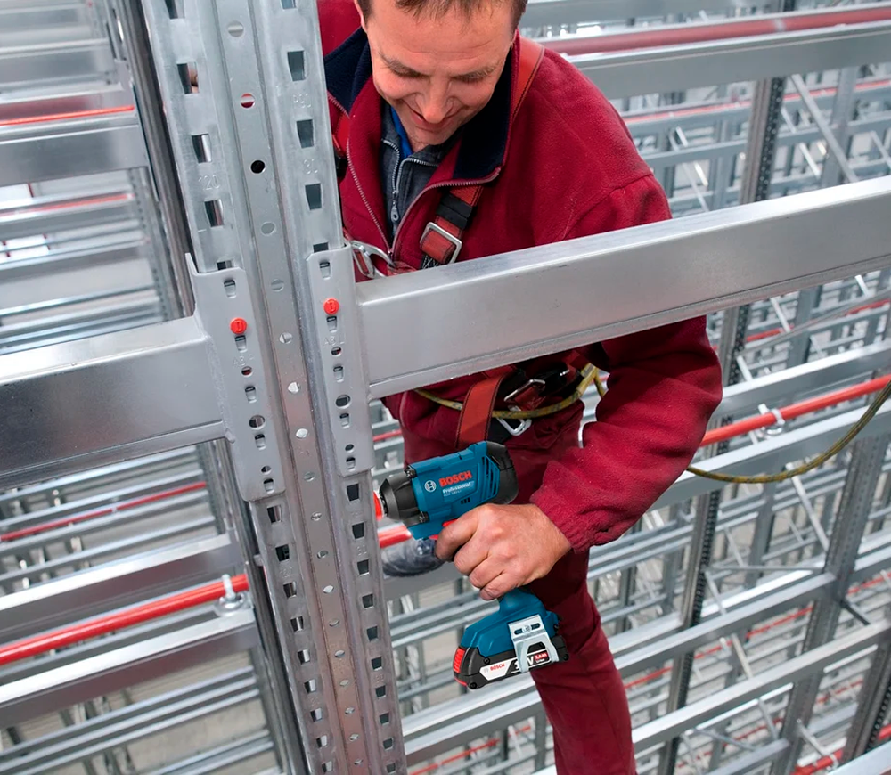 Mașină de înșurubat cu impact cu acumulator BOSCH GDX 180-LI 180Nm photo 7