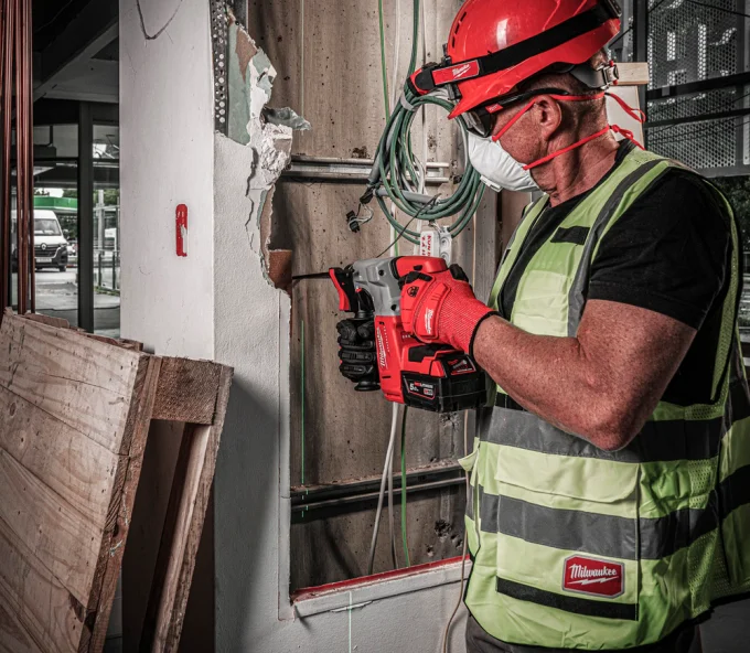 Ciocan rotopercutor cu acumulator (fără bat) MILWAUKEE M18 BLH-0  2.3J 18V-6