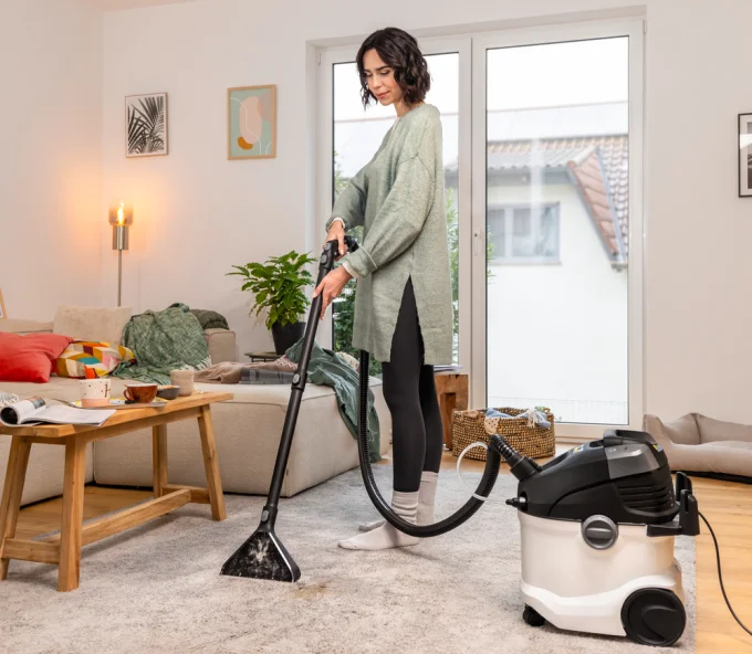 Пылесос моющий KARCHER SE 5 1000вт 210мбар 4/4л-5
