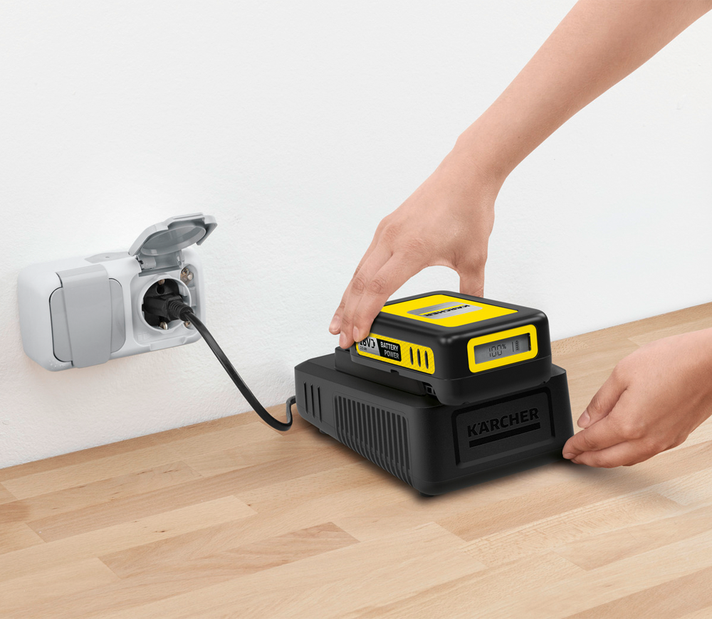 Set incărcător + acumulator KARCHER 2.445-062.0 55w 18V 2.5A photo 0
