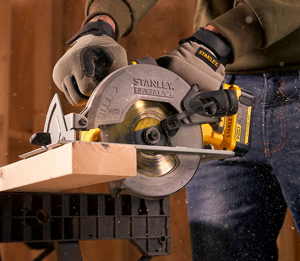 Дисковая пила аккумуляторная STANLEY SFMCS500M2K-QW 165мм 18В 4Ач photo 3