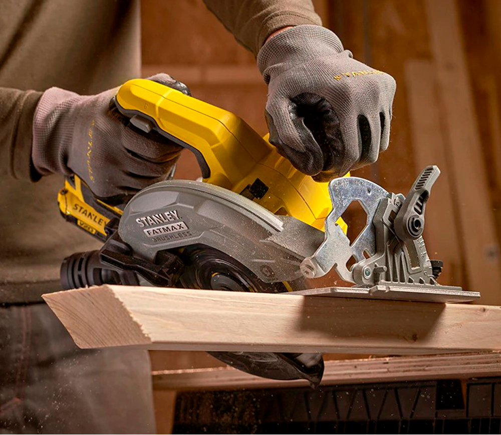 Дисковая пила аккумуляторная STANLEY SFMCS550M2K-QW 190мм 18В 4Ач photo 5