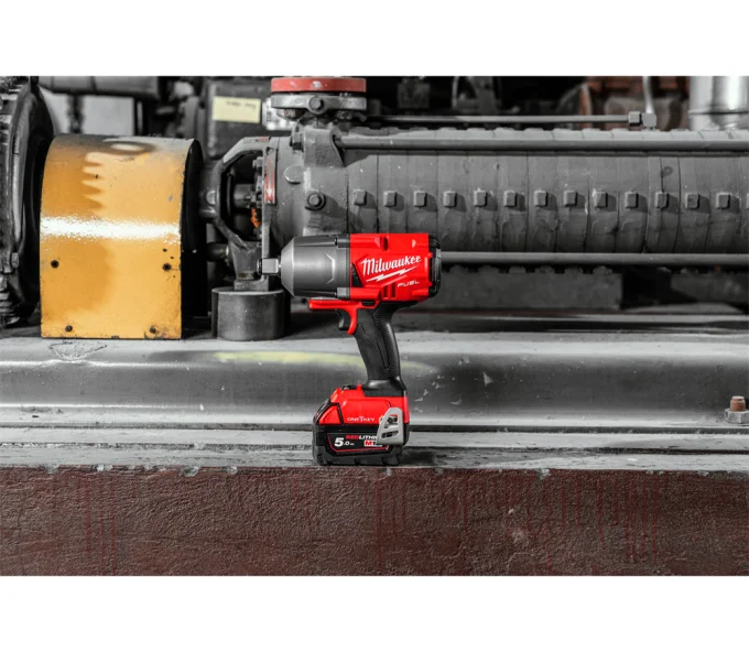 Гайковерт аккумуляторный 18V 2x5Ah MILWAUKEE M18 ONEFHIWF34-502X 2034Нм-5