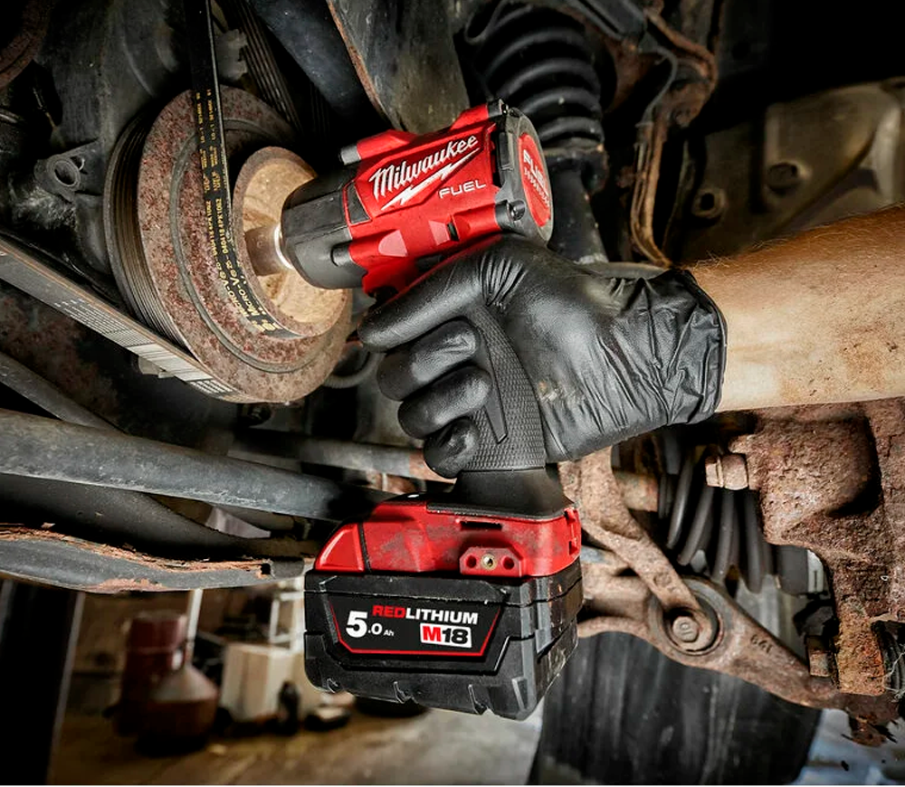 Гайковерт аккумуляторный (без АКБ) 18В MILWAUKEE M18 FMTIW2F38-0X 813Нм photo 4