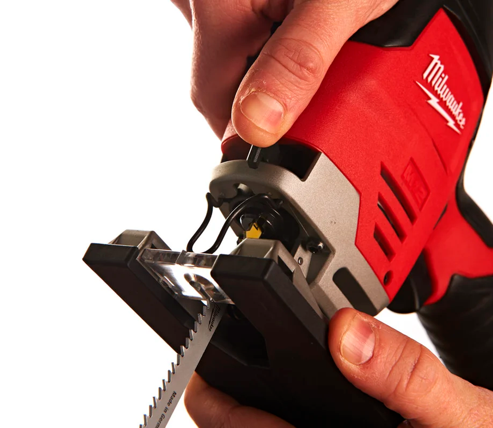 Fierăstrău pendular cu acumulator (fără bat) MILWAUKEE M12 JS-0 12V photo 1