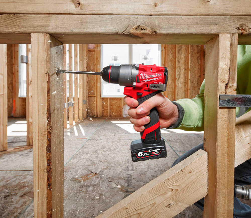 Mașină de înșurubat cu acumulator MILWAUKEE M12 FDD-202X 12V 2Ah photo 4
