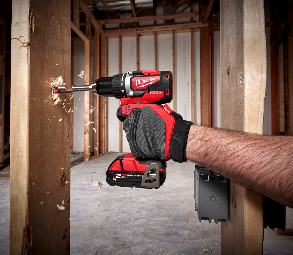 Mașină de înșurubat cu acumulator MILWAUKEE M18 CBLDD-202C 18V 2Ah photo 4