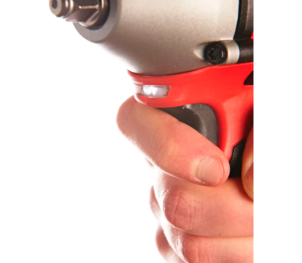 Mașină de inșurubat cu impact cu acumulator (fără bat) MILWAUKEE M18 BIW38-0 210Nm photo 2