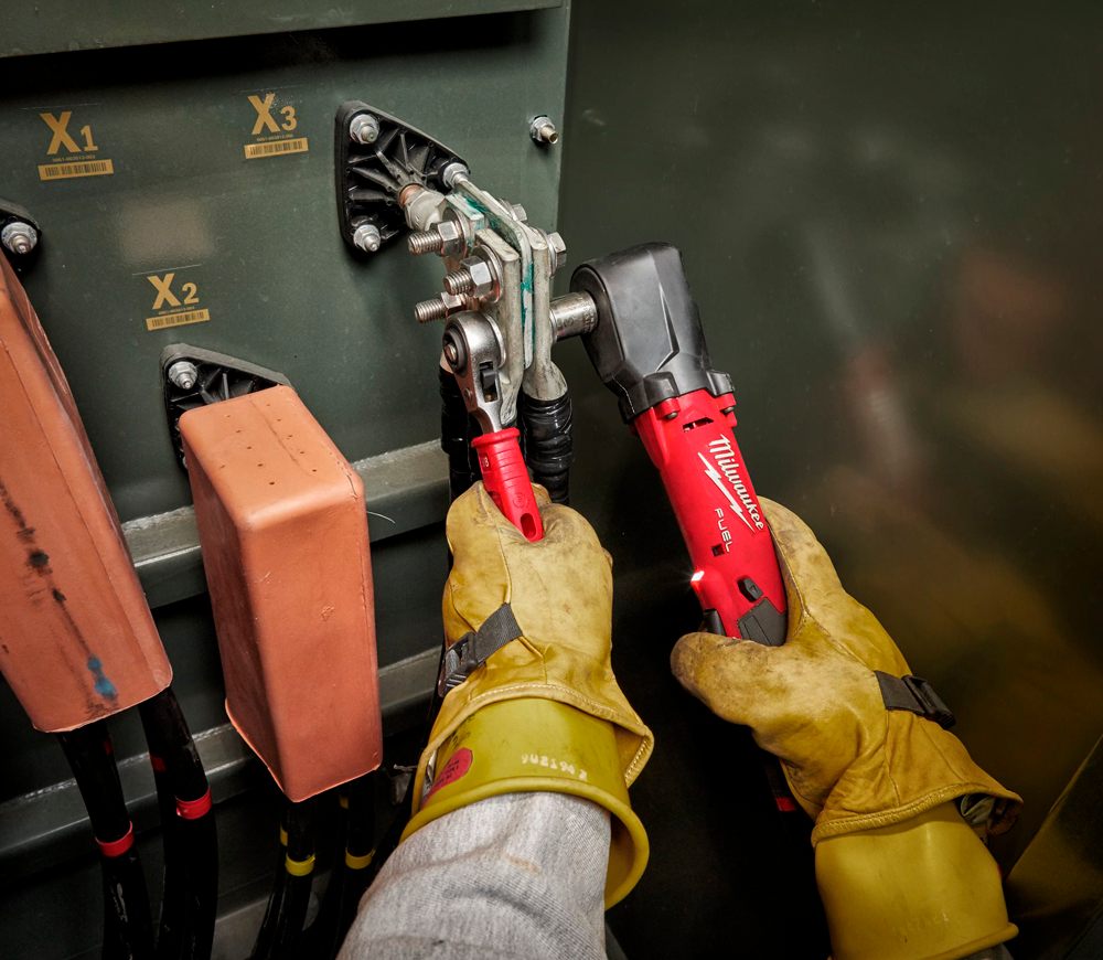Cheie unghiulară cu impact fără fir (fără bat) 18V MILWAUKEE M12 FRAIWF38-0 270Nm photo 1