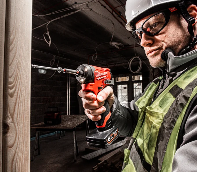 Винтовёрт аккумуляторный ударный (без АКБ) MILWAUKEE M12 FID2-0 12В-6