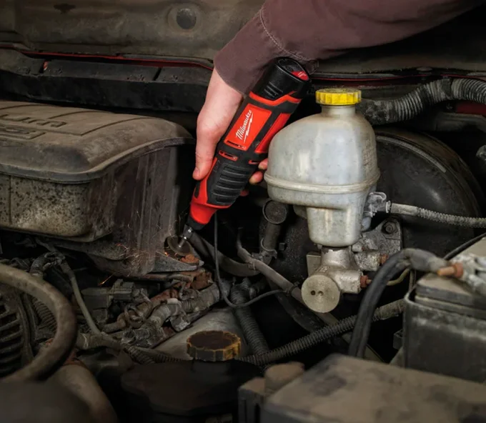 Polizor drept fără fir (fără bat) MILWAUKEE C12 RT-0 12V-6