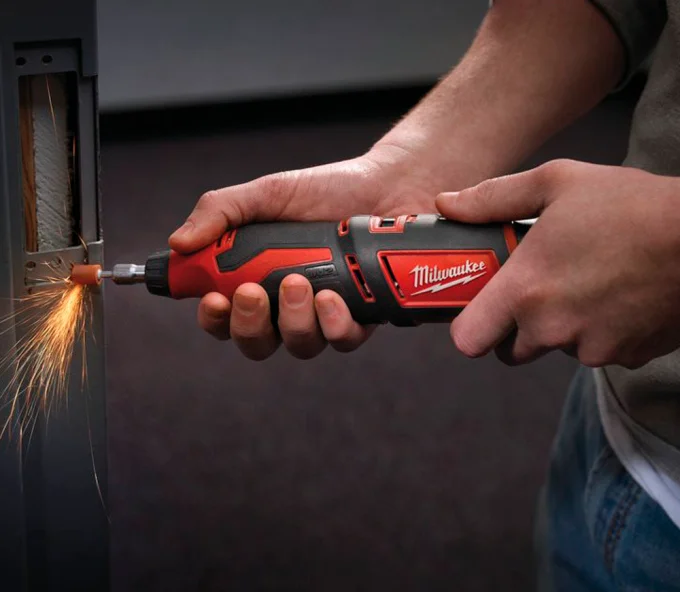 Polizor drept fără fir (fără bat) MILWAUKEE C12 RT-0 12V-2