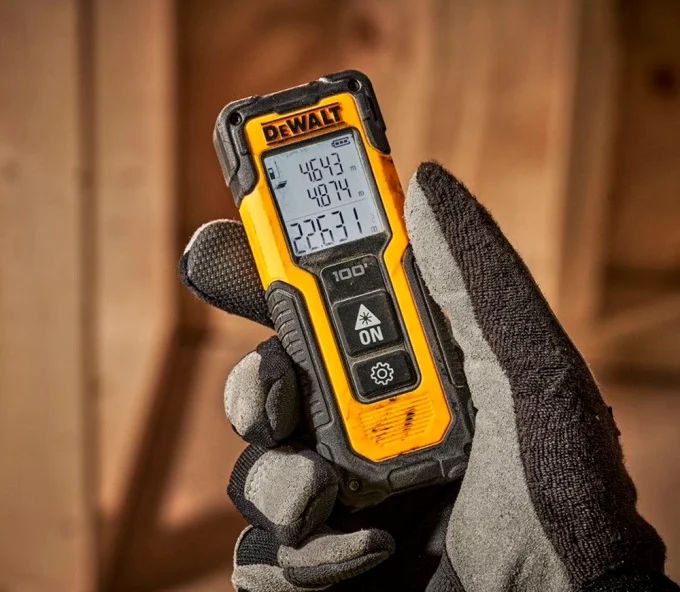 Дальномер DEWALT DWHT77100-XJ 30m IP54-7