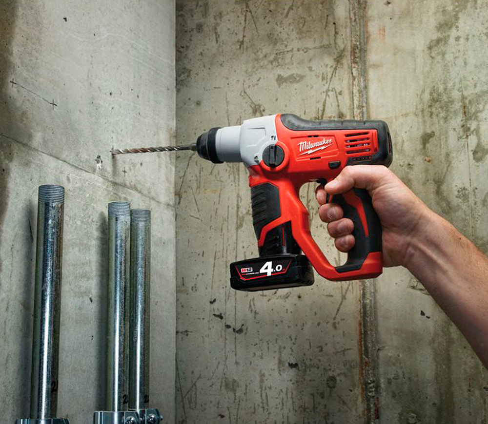 Ciocan rotopercutor cu acumulator MILWAUKEE M12 H-202C 0.9J 12V 2Ah photo 1