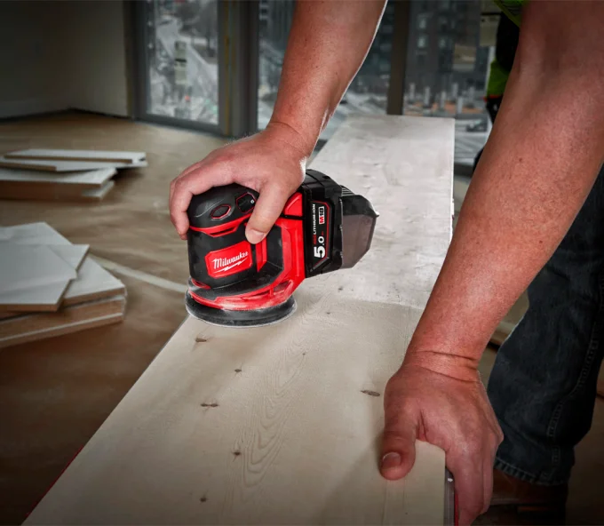 Mașină de șlefuit excentrică fără fir (fără bat) MILWAUKEE M18 BOS125-0 125mm 18V-6