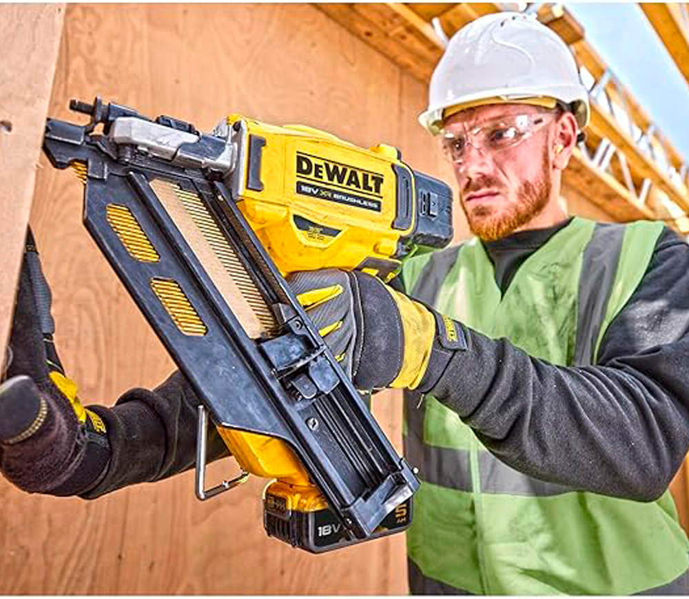 Степлер аккумуляторный DEWALT DCN950N 120уд/мин 18В photo 3