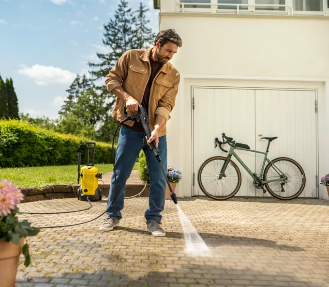 Aparat de spălat cu presiune 1800W 130Bar 420l/h KARCHER K 4 max-6