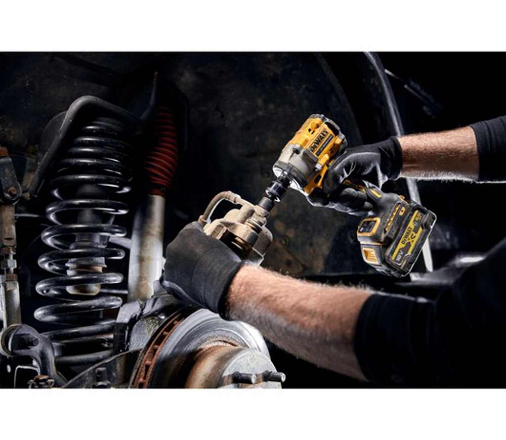 Гайковерт аккумуляторный DEWALT DCF921P2G-QW 18В 5Ач 610Нм photo 7