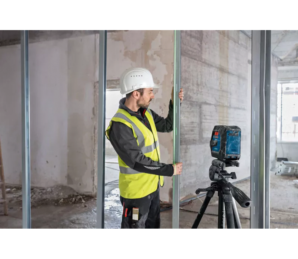 Лазерный уровень BOSCH GLL 20-22 G 2луча 20m photo 1