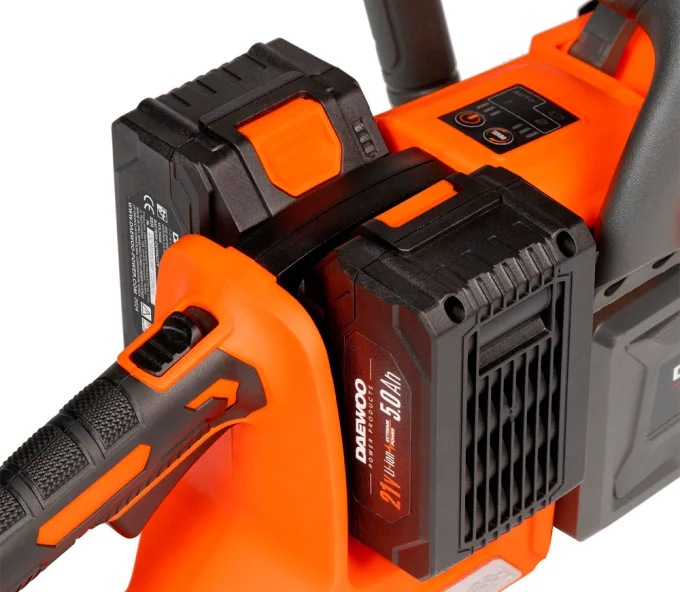 Цепная пила аккумуляторная DAEWOO DACS 1642Li SET 400мм 2x21В 5Ач-13