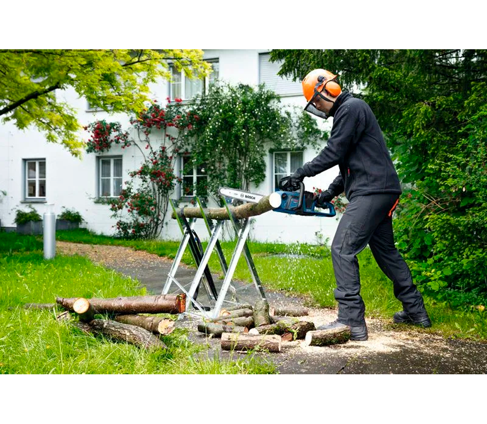 Fierăstrău cu lanț cu acumulator (fără bat) BOSCH GKE 18V-40 400mm 18V photo 8