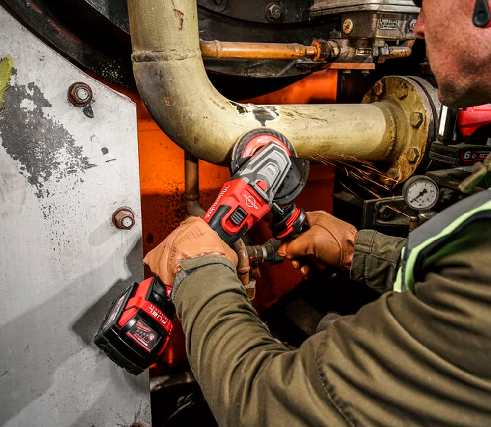 Угловая шлифмашина аккумуляторная MILWAUKEE M18 FSAGF125XB-0X 125мм 18В photo 4