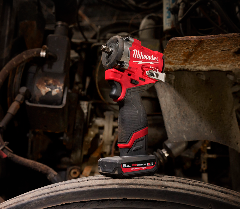 Mașină de înșurubat cu acumulator (fără bat.) MILWAUKEE M12 FCIWF12G3-0 12V  746Nm photo 2