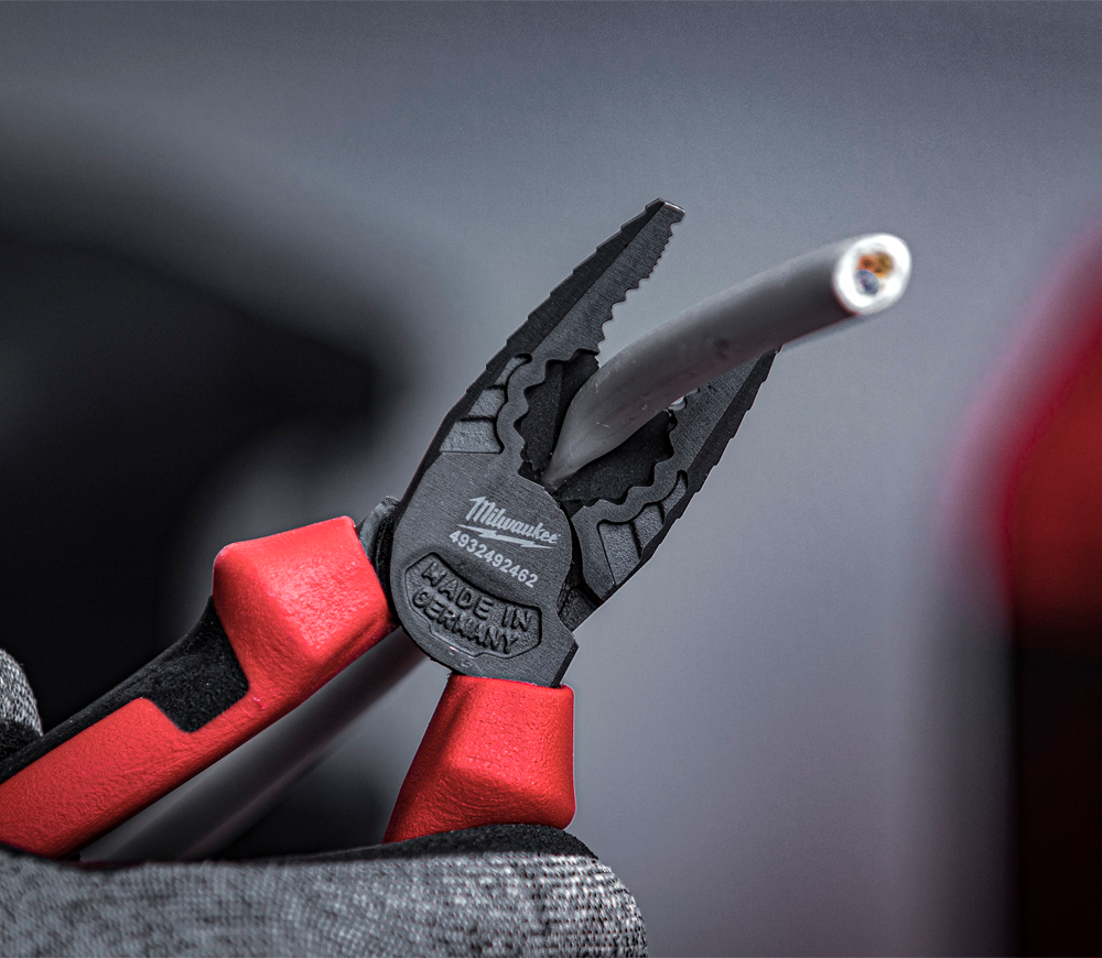 Плоскогубцы MILWAUKEE 4932492462 180мм photo 0