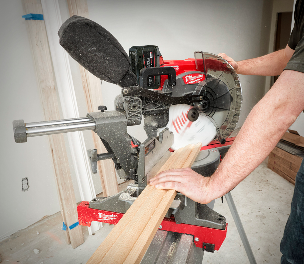 Fierăstrău  circular staționar cu acum 18V 12Ah MILWAUKEE M18 FMS305-121 305mm photo 4