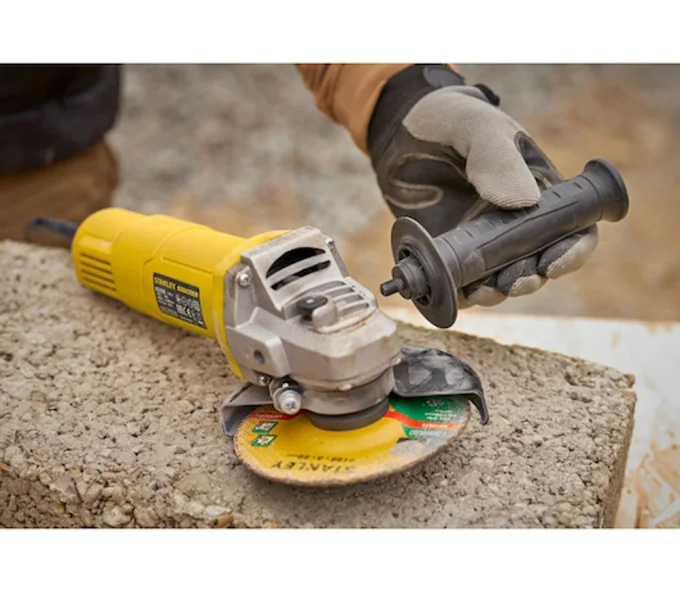 Угловая шлифмашина STANLEY FMEG615-QS 600вт 115мм-3