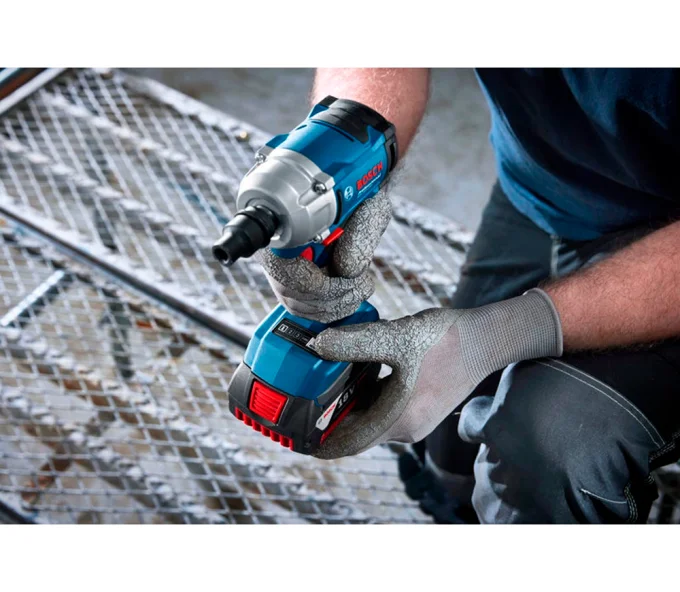 Гайковерт аккумуляторный BOSCH GDS 18V-350 18В 4Ач 350Нм-3