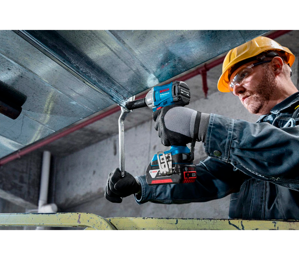 Masina de insurubat cu impact cu acum. BOSCH GDS 18V-350 18V 4Ah 350Nm photo 4