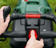 Газонокосилка электрическая BOSCH AdvancedRotak 40-650 1700вт 400мм-4