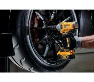 Набор аккумуляторных инструментов DEWALT DCK2077P2T-QW-8