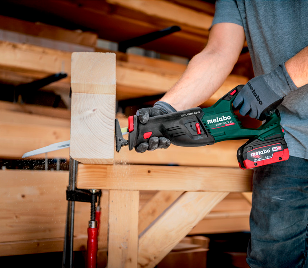 Fierăstrău sabie cu acumulator METABO SSEP 18 LT BL 18V photo 1