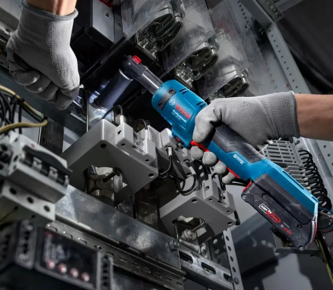 Трещотка аккумуляторная (без АКБ) BOSCH GRC 18V-60 18В 60Нм-6