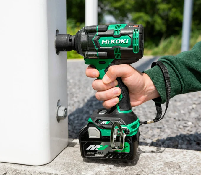 Гайковерт аккумуляторный HIKOKI WR36DHWRZ 36В 2.5Ач 700Нм-2