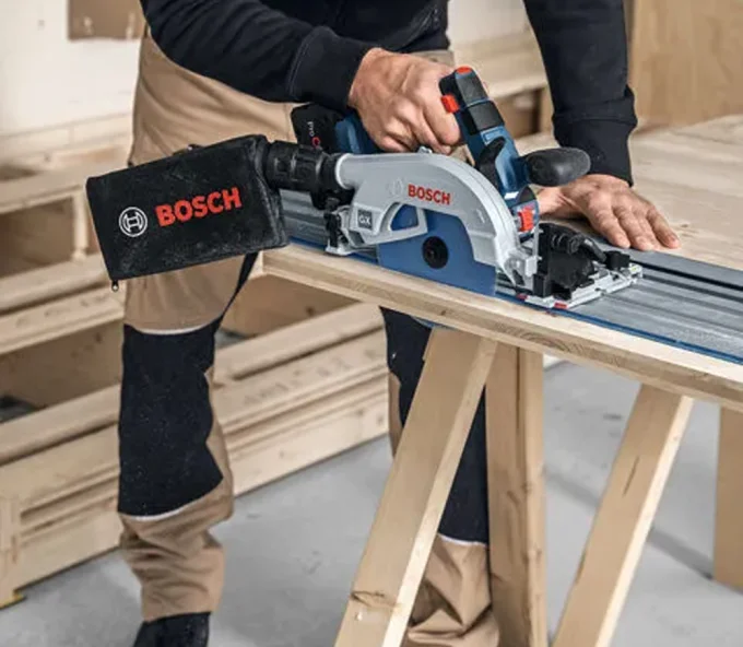 Fierăstrău circular cu acumulator BOSCH GKS 18V-57-2 GX (Solo) 165mm 18V-6