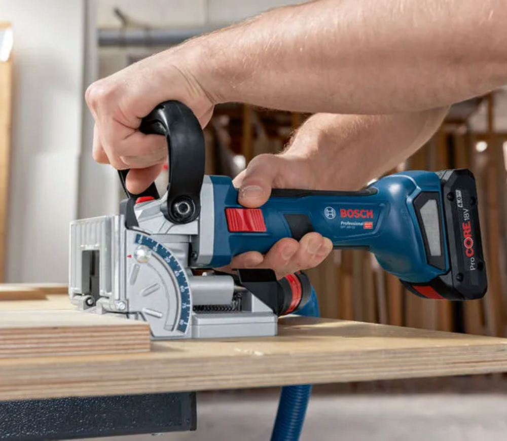 Фрезер аккумуляторный BOSCH GFF 18V-22 (Solo) 105мм 18В-5