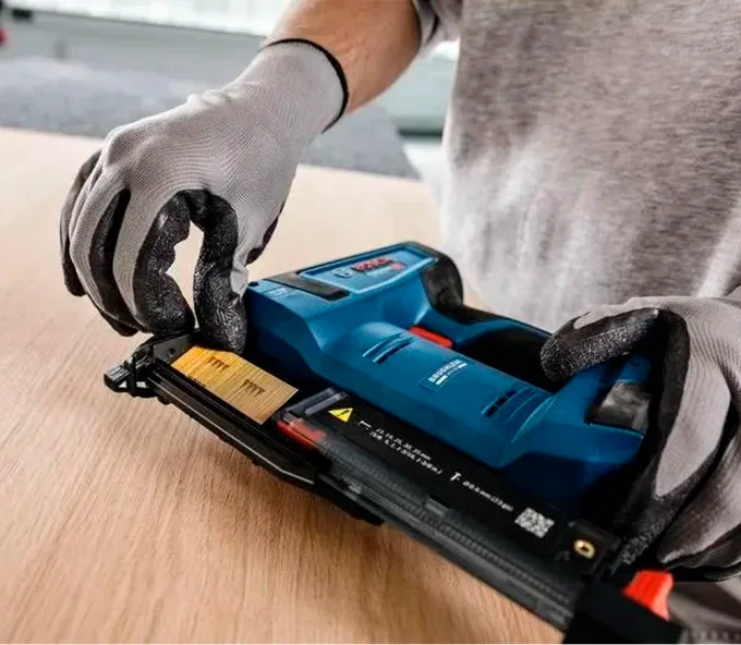 Аккумуляторный штифтозабиватель BOSCH GNH 18V-35 18В-2