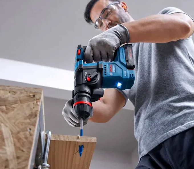 Перфоратор аккумуляторный BOSCH GBH 18V-18 X Professional 1.5Дж 18В-6