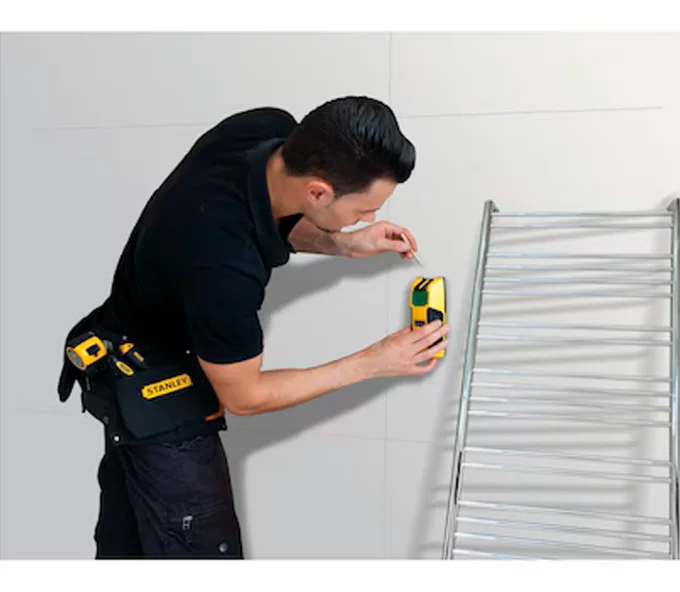 Detector de grinzi și cabluri STANLEY S300 FMHT0-77407-5
