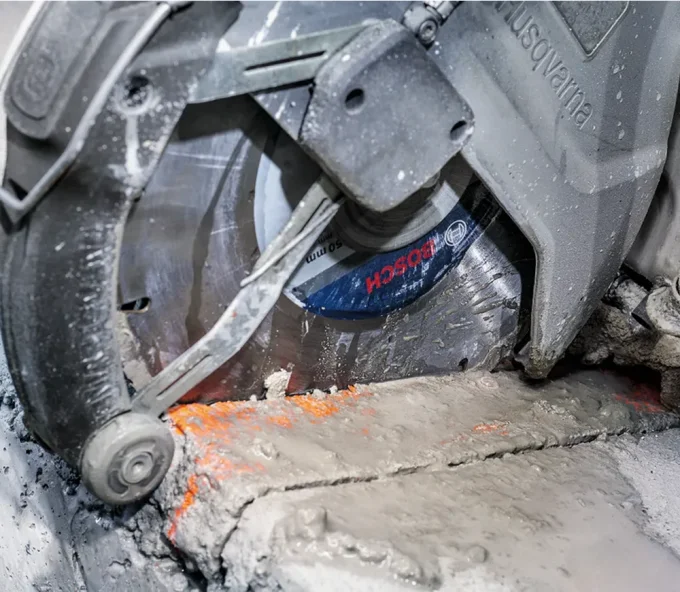 Disc de tăiat cu diamant BOSCH Standard for Universal 350mm Turbo Beton/Piatră/Cărămidă-4