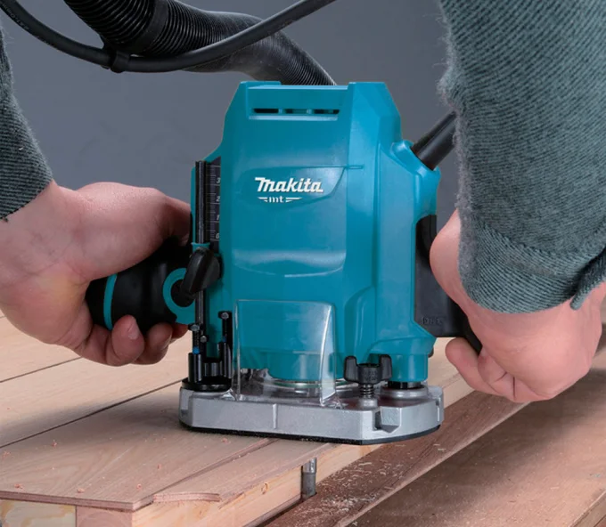 Фрезер MAKITA M3601B 900вт-3