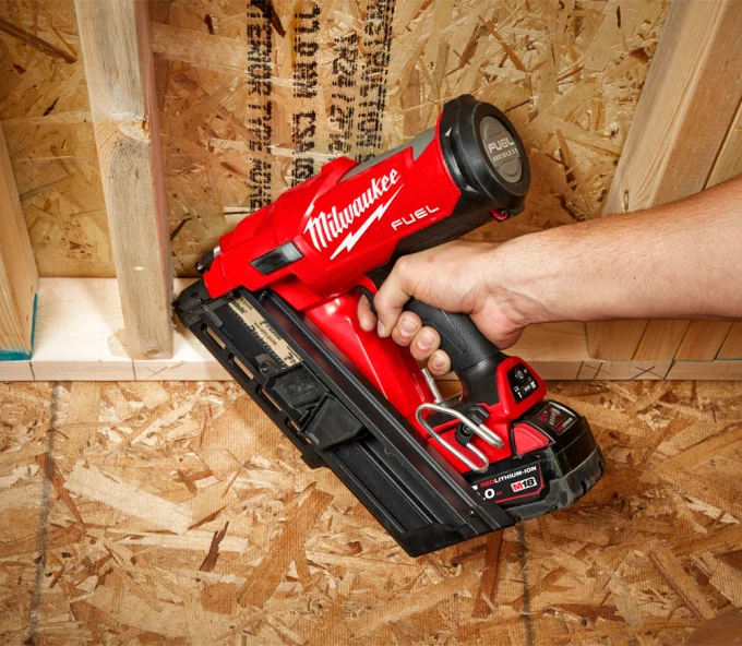 Capsator cu acumulator (fara bat) MILWAUKEE M18 FFN-0C 18V-4