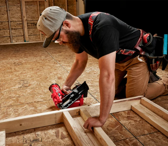Capsator cu acumulator (fara bat) MILWAUKEE M18 FFN-0C 18V-5